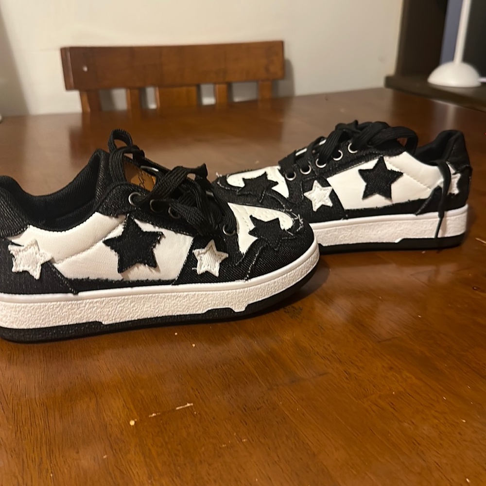 Brand new star shoes!!!